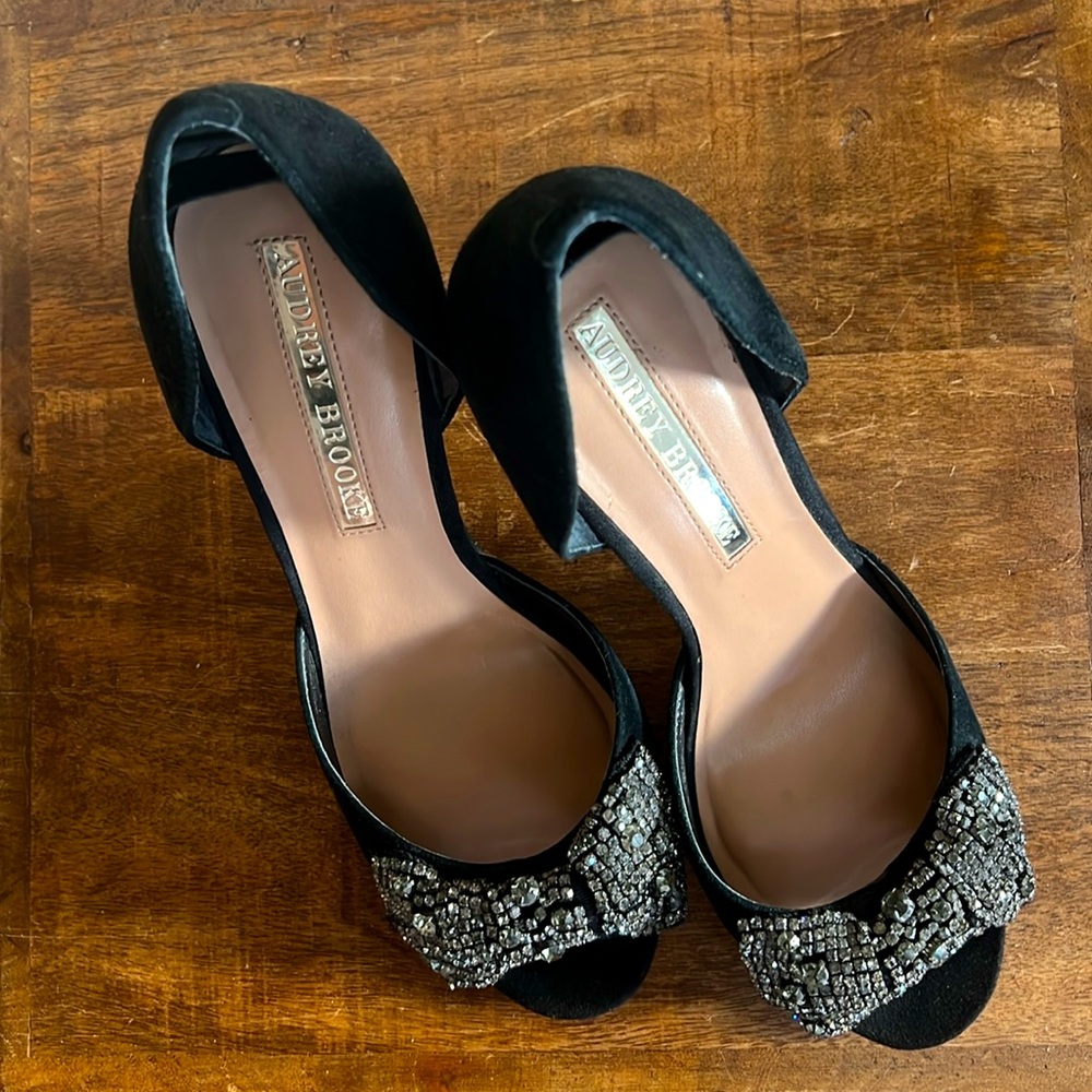 Audrey Brooke “Michelle” heel 8.5 M